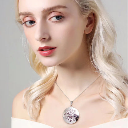 Aromatherapy Diffuser Necklace - 316L Stainless Steel Locket