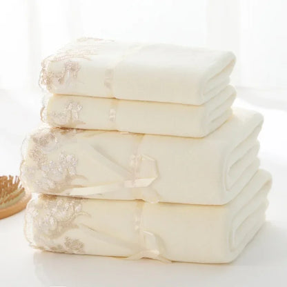 Lace-Trimmed Towel Set 3pcs - Soft Absorbent Embroidered Gift Set