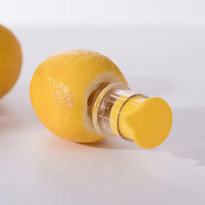 Manual Lemon Squeezer Portable with Filter - Lightweight Citrus Juice Extractor"